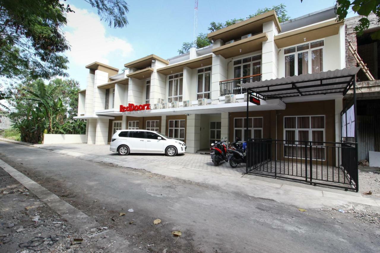 Reddoorz Near Jogja City Mall 3 Sleman  Exterior foto